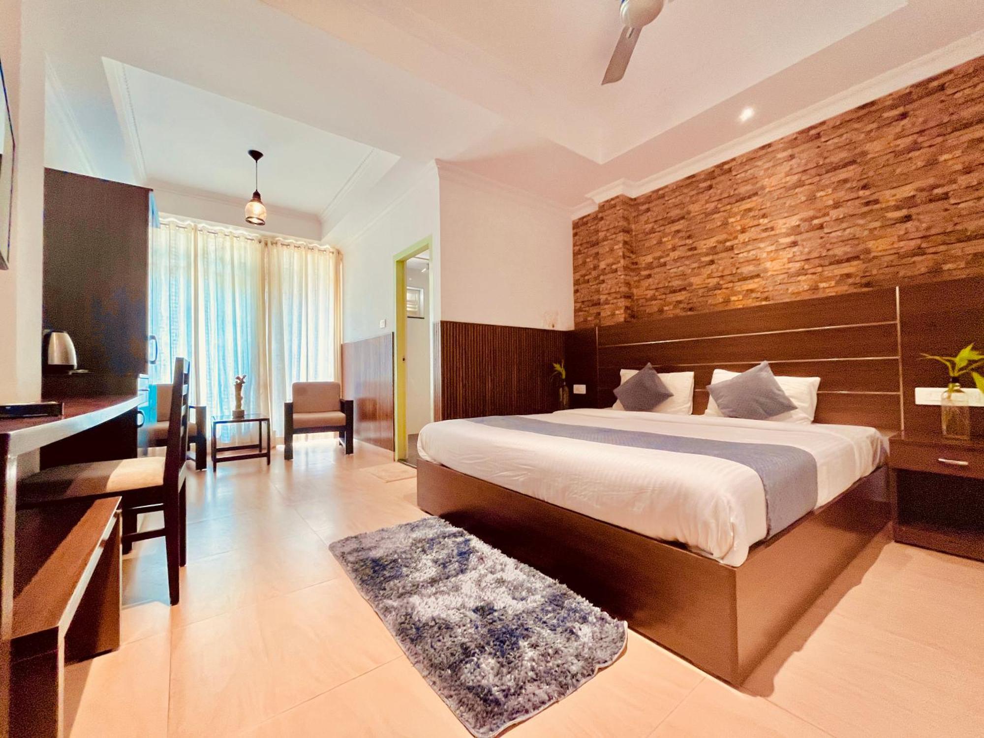 Pearl Grand Boutique Cottage In Omaxe Anandam Vrindavan - #Premium Ac Rooms With Balcony #Big Parking #Lift #Garden #Peaceful Area #Near Prem Mandir #Property Of The Year #Most Awarded Esterno foto