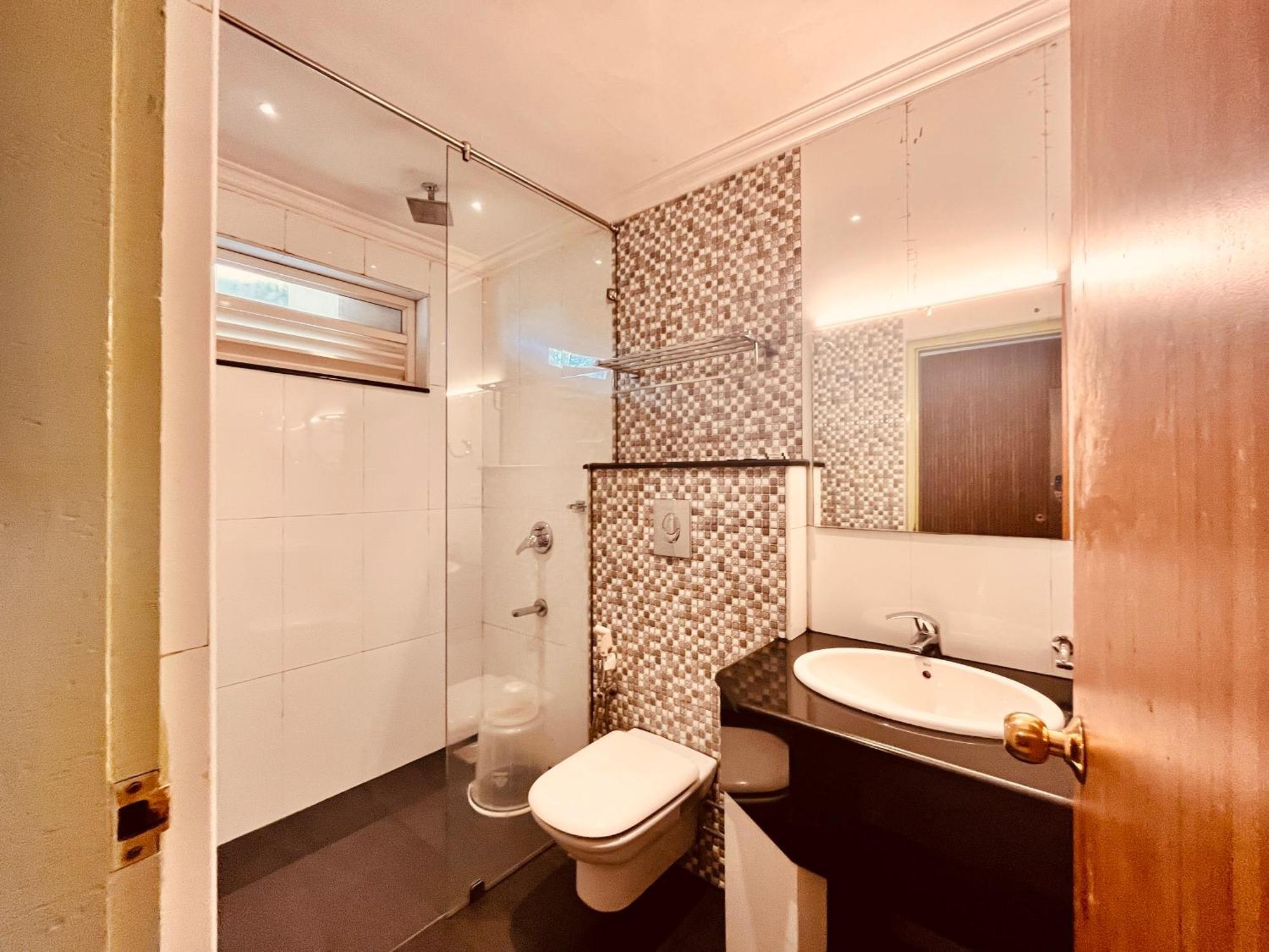 Pearl Grand Boutique Cottage In Omaxe Anandam Vrindavan - #Premium Ac Rooms With Balcony #Big Parking #Lift #Garden #Peaceful Area #Near Prem Mandir #Property Of The Year #Most Awarded Esterno foto
